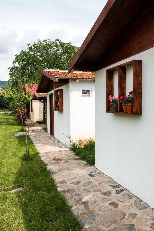 La Livada Villa Greci Exterior photo