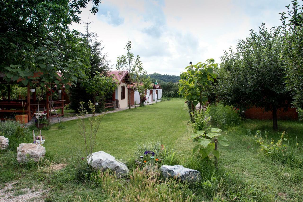 La Livada Villa Greci Exterior photo